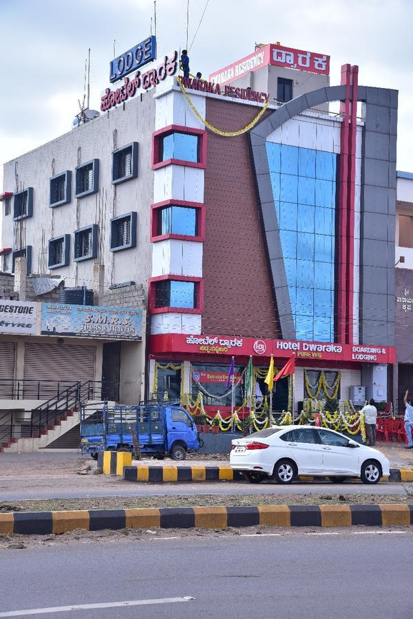 Iroomz Dwaraka Residency Bellary Exterior foto